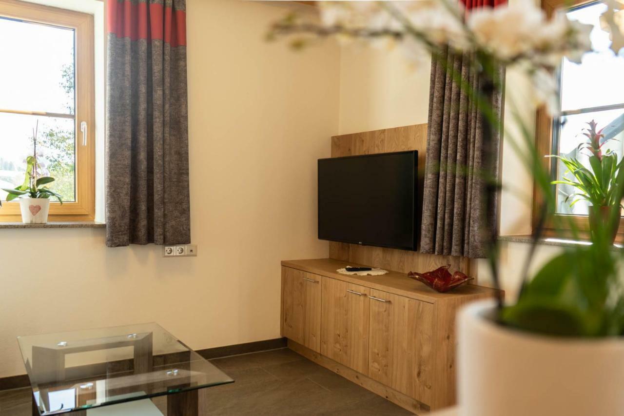 Biobauernhof Gast Apartment Mariapfarr Exterior photo